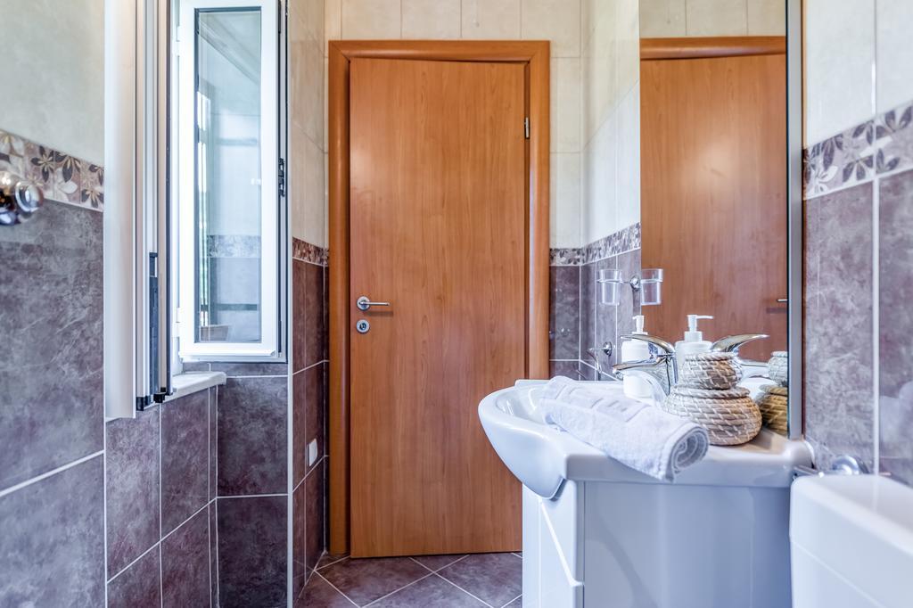 Apartments Bralic Vis Dış mekan fotoğraf