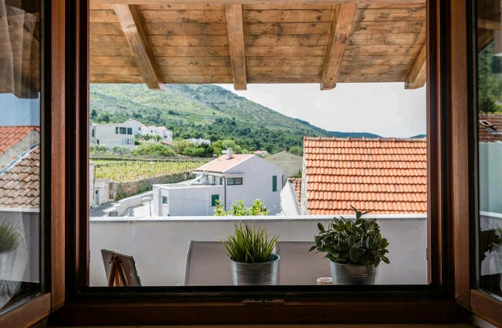 Apartments Bralic Vis Dış mekan fotoğraf