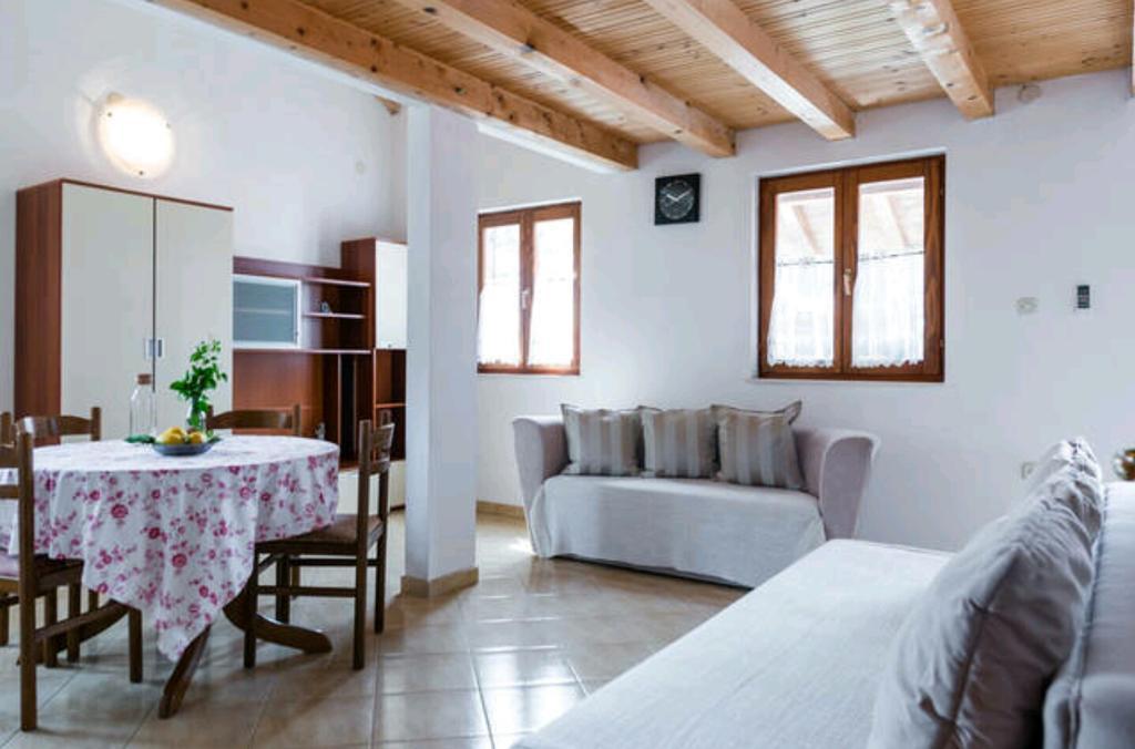 Apartments Bralic Vis Dış mekan fotoğraf